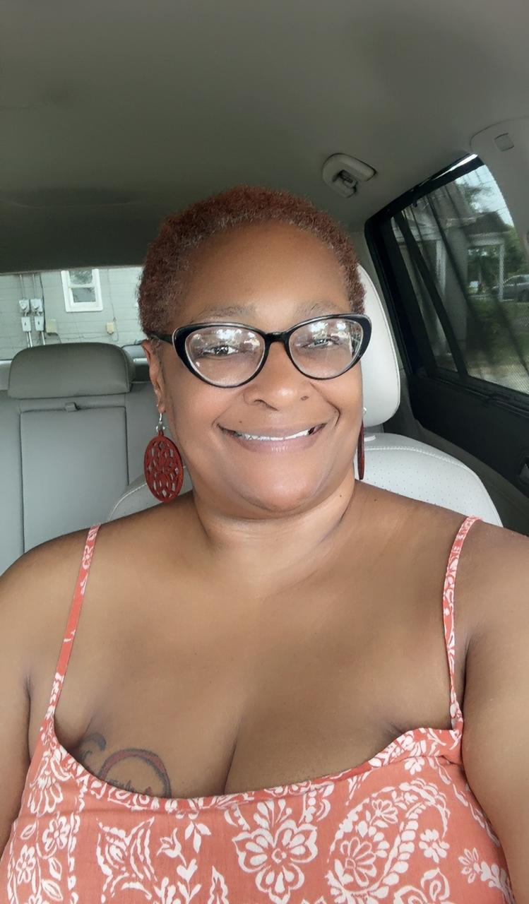 Profile photo 1 of 5