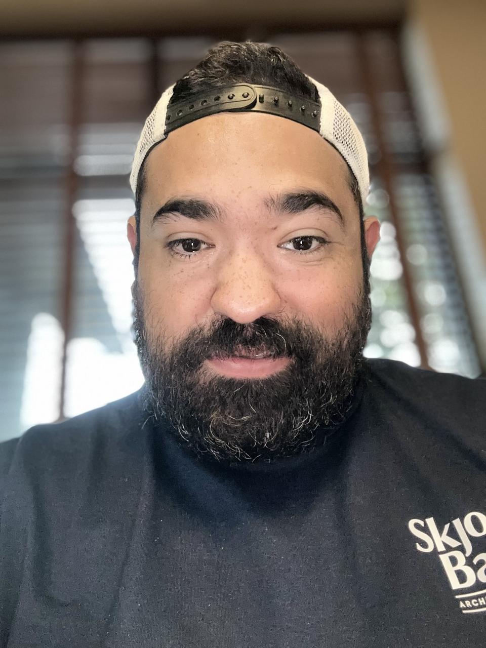 Profile photo 8 of 9