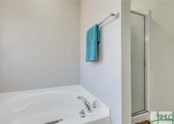 Room for rent in Midway, Georgia $1000, house