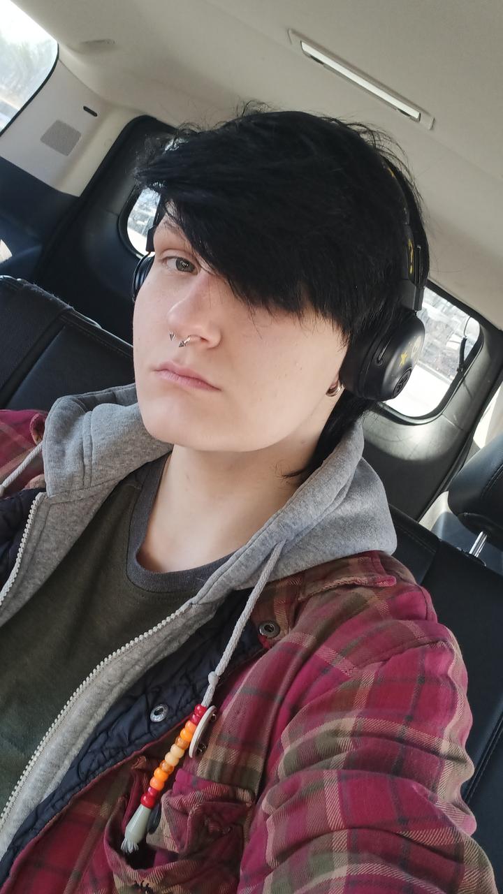 Profile photo 1 of 1