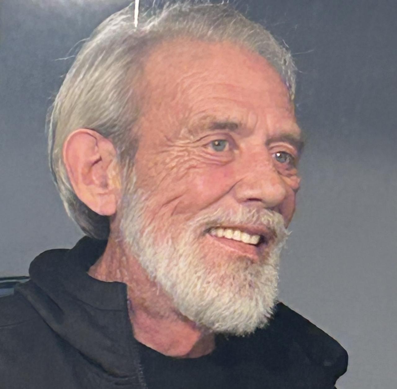 Profile photo 11 of 11