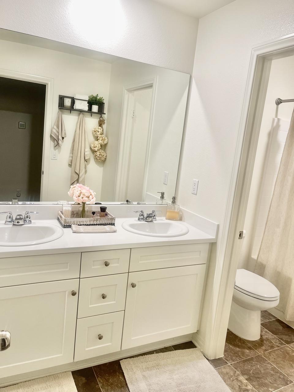 Profile photo 2 of 6