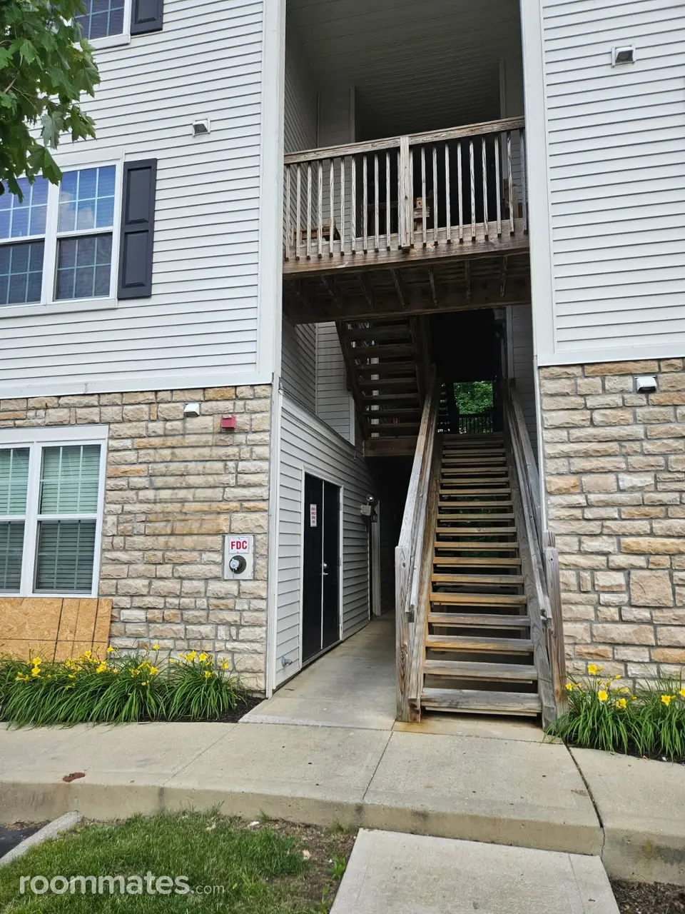 Profile photo 9 of 17