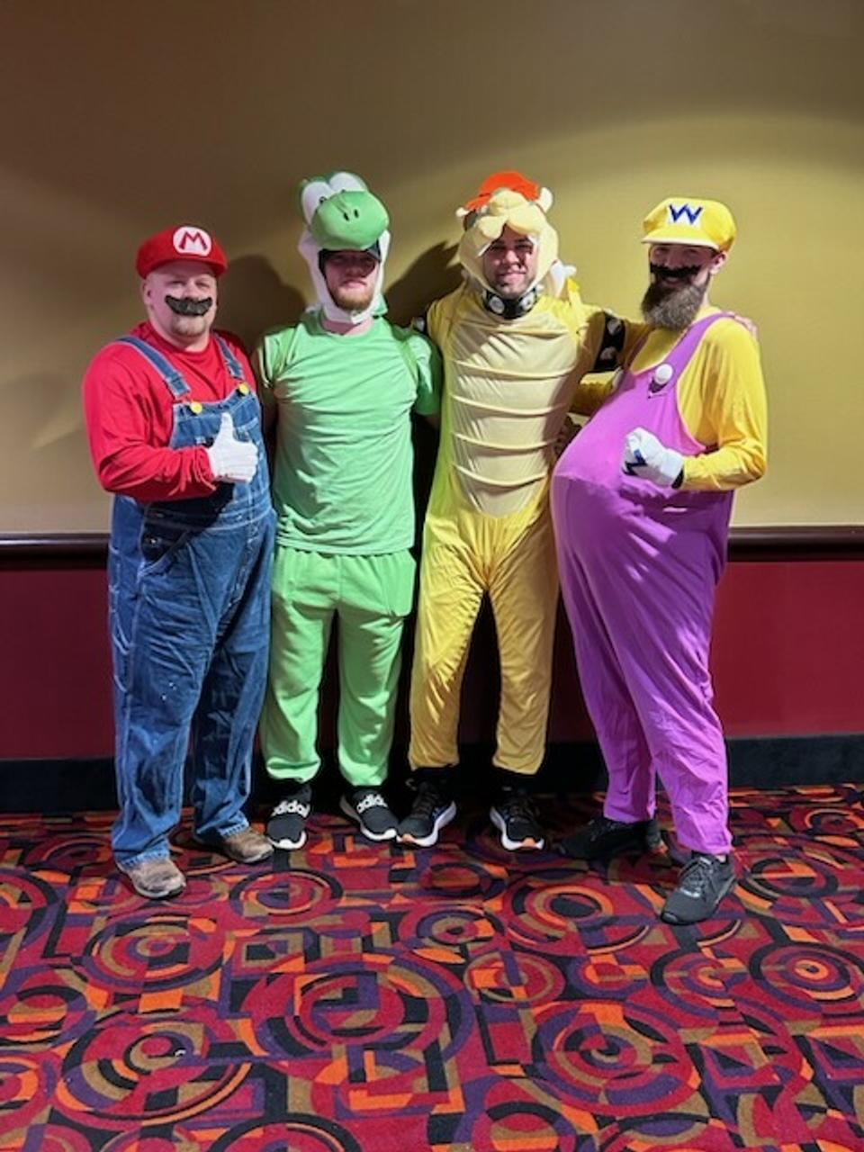 Profile photo 11 of 17