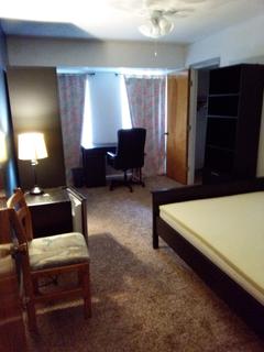 Room for rent in Louisville, Kentucky $700, townhouse