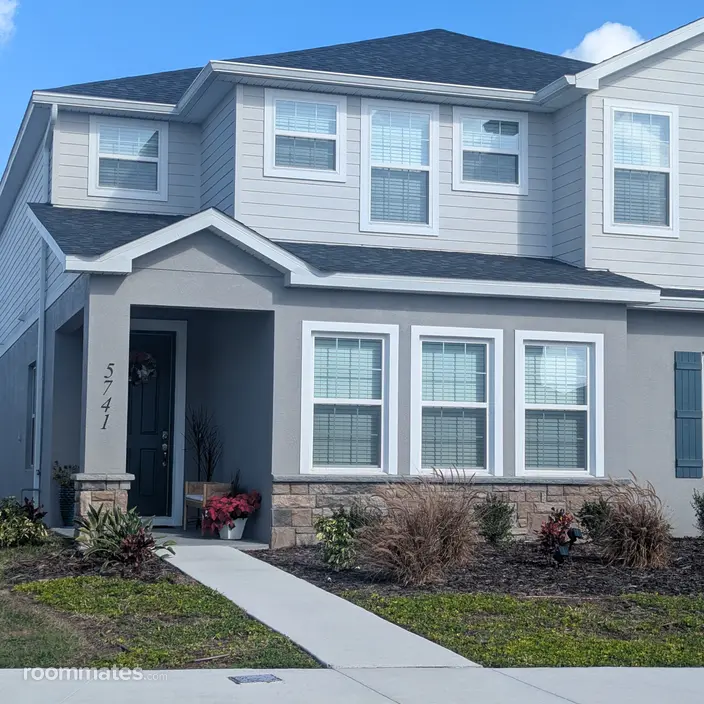 Room for rent in St. Cloud, FL $700, townhouse