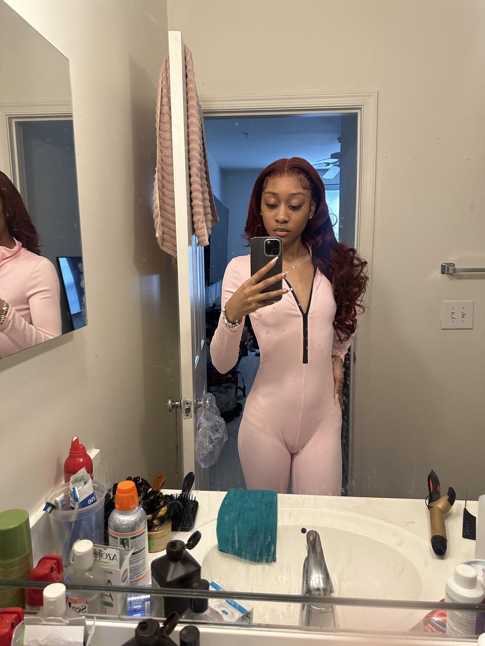 Profile photo 1 of 1