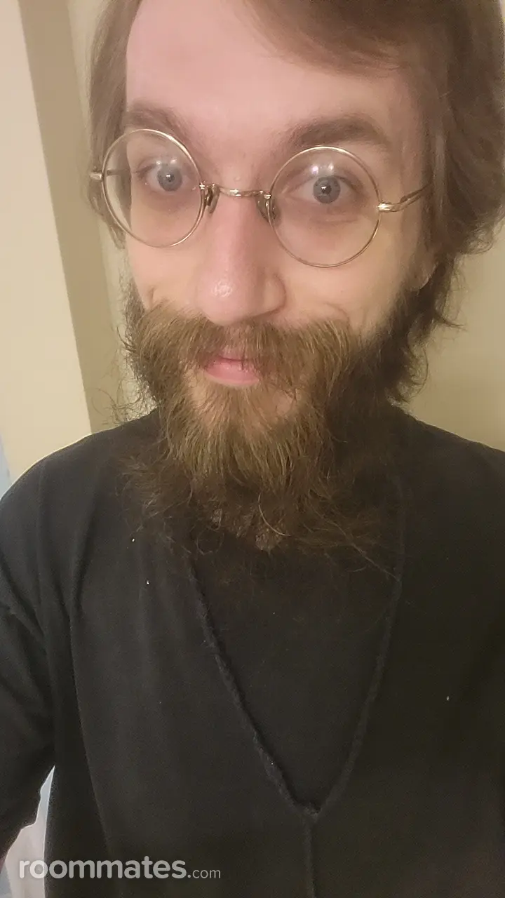 Profile photo 11 of 11