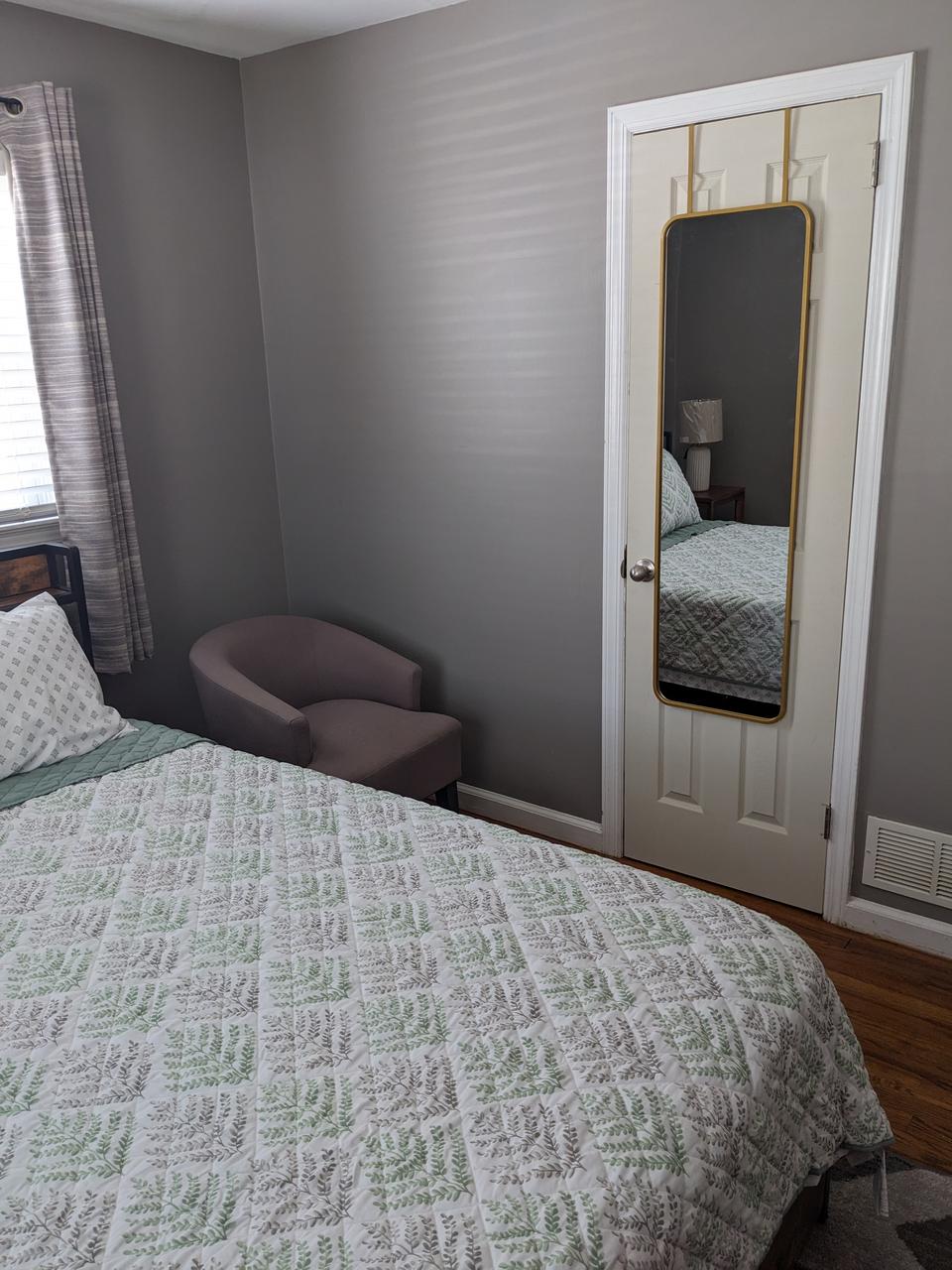 Profile photo 8 of 10