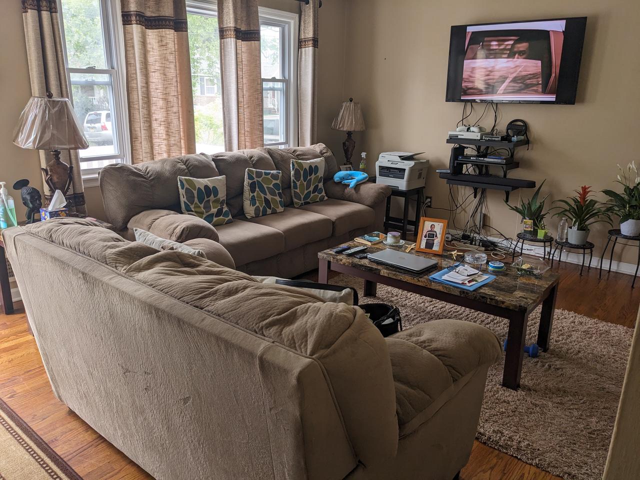 Profile photo 3 of 10