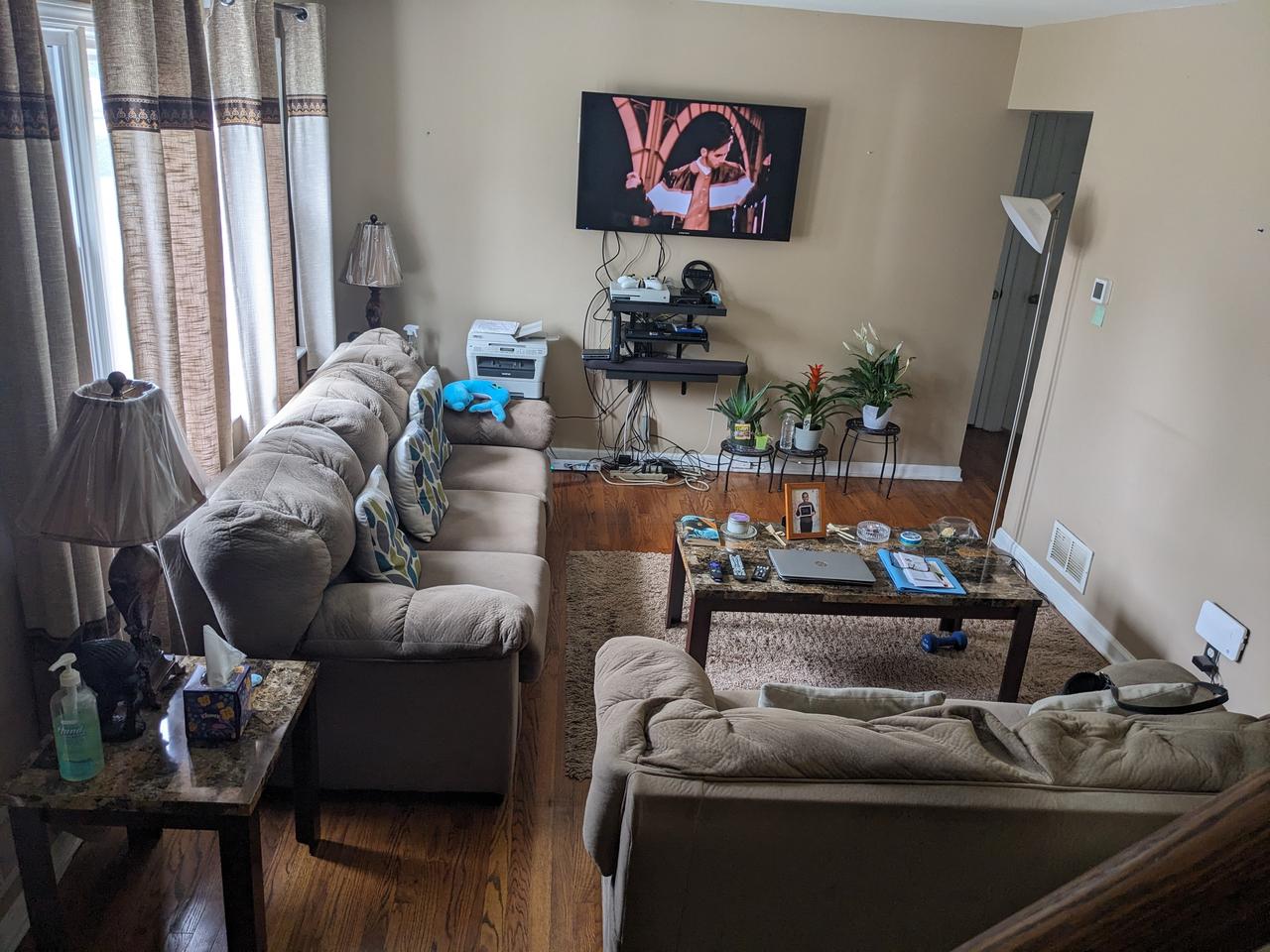 Profile photo 1 of 10