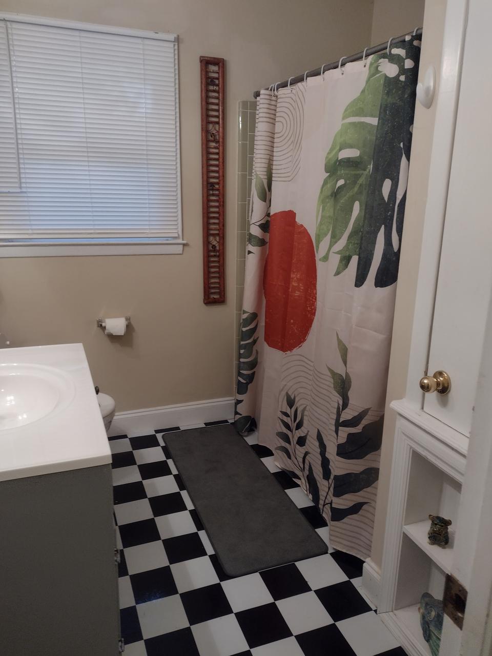 Profile photo 3 of 11