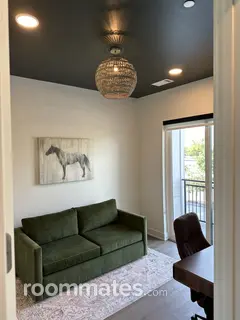 Room for rent in Nashville, TN $1695, condo