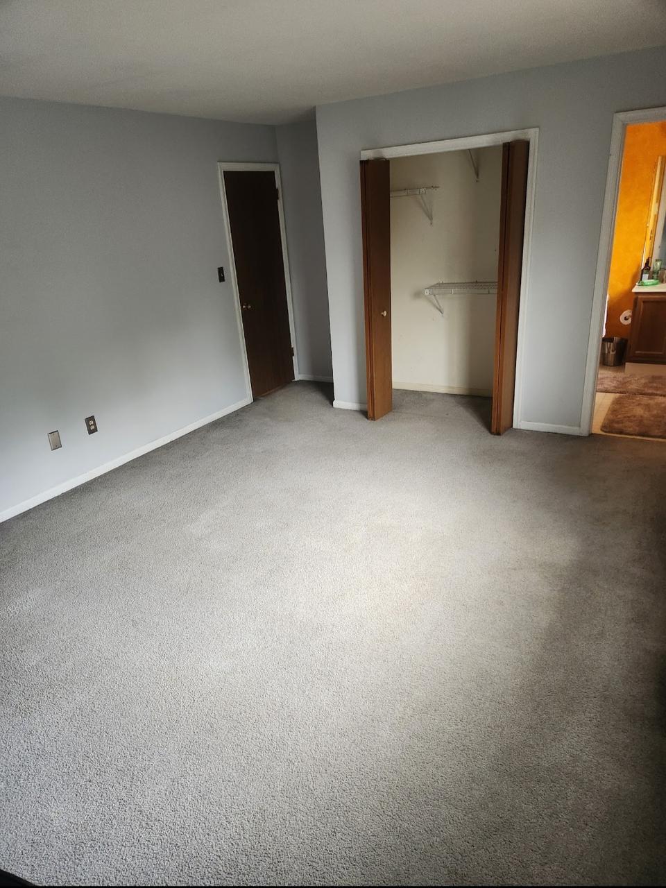 Profile photo 6 of 14