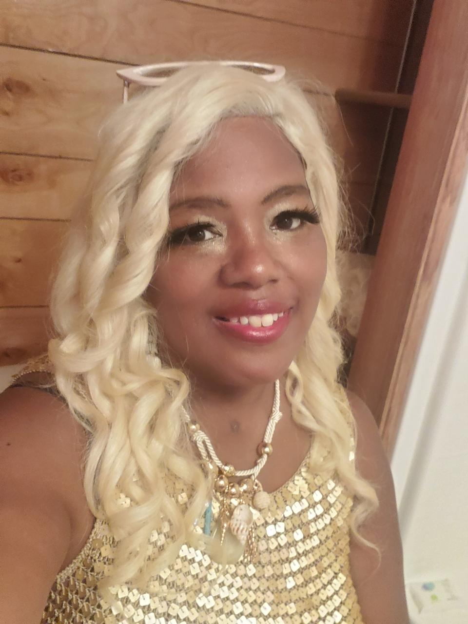 Profile photo 6 of 7