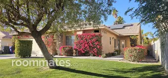 Room for rent in Cathedral City, CA $900, house