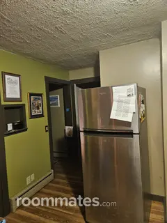 Room for rent in Somersworth, NH $995, house