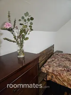 Room for rent in Somersworth, NH $995, house