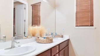 Room for rent in Lathrop, CA $1000, house