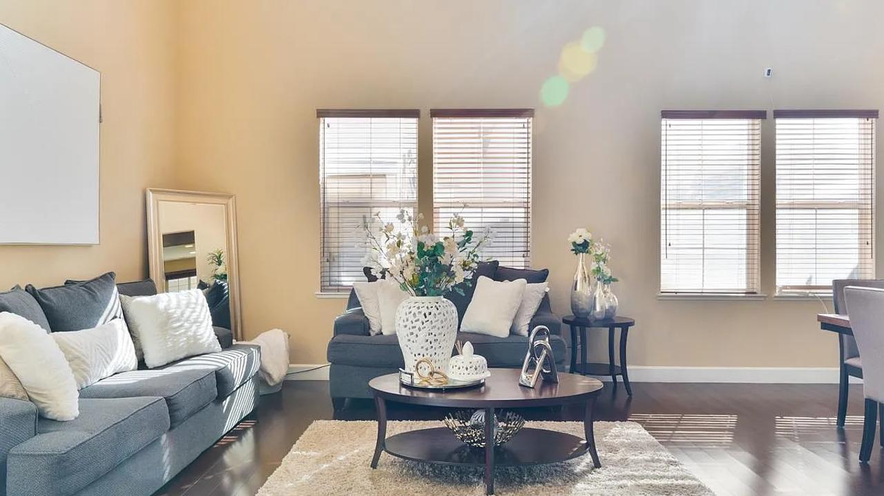 Profile photo 7 of 11