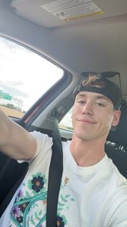 Roommate looking Greensboro, NC, $700