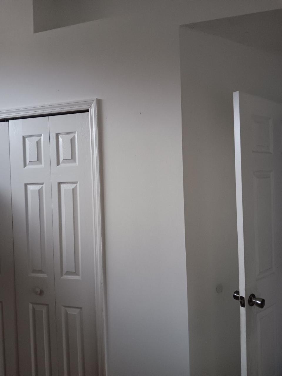 Profile photo 12 of 14