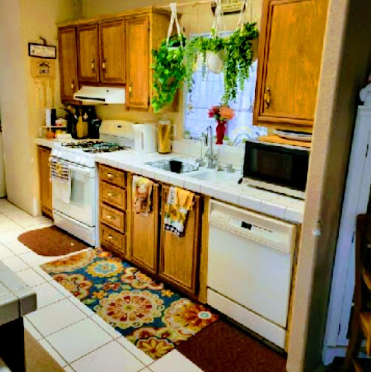 Profile photo 6 of 10