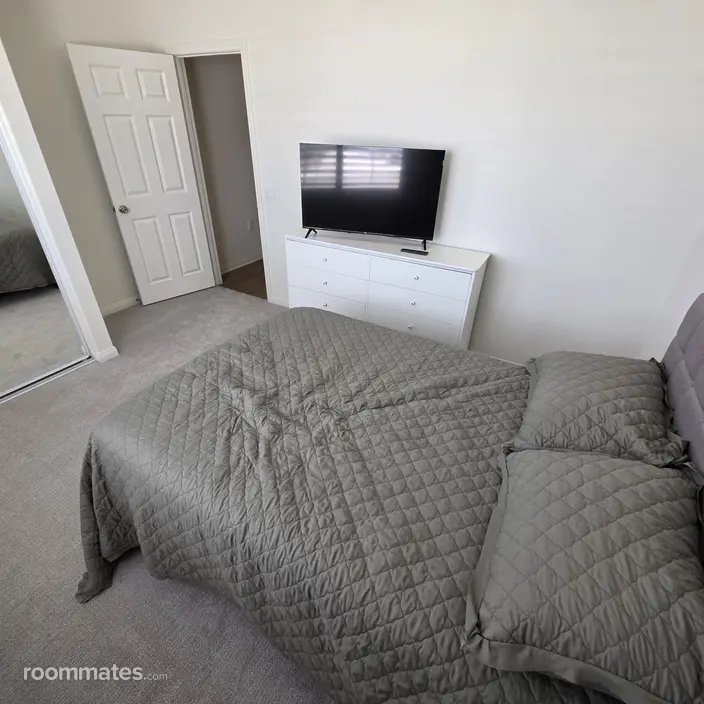Room for rent in Winchester, CA $1150, house