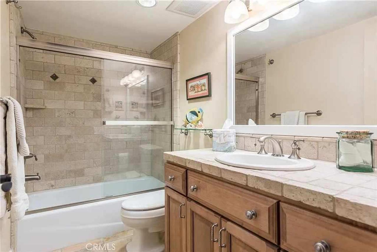 Profile photo 1 of 5