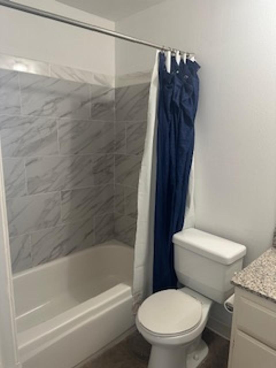 Profile photo 8 of 11