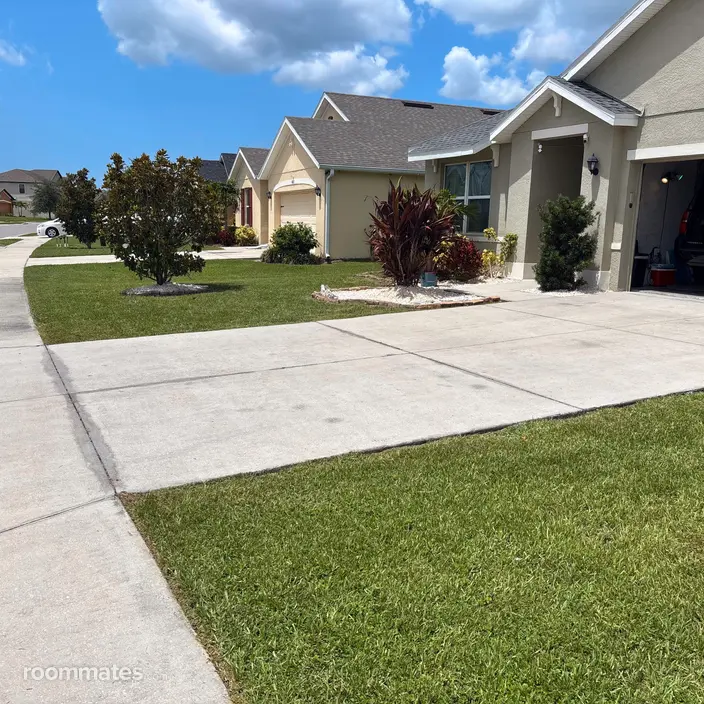 Room for rent in Palmetto, FL $1300, house