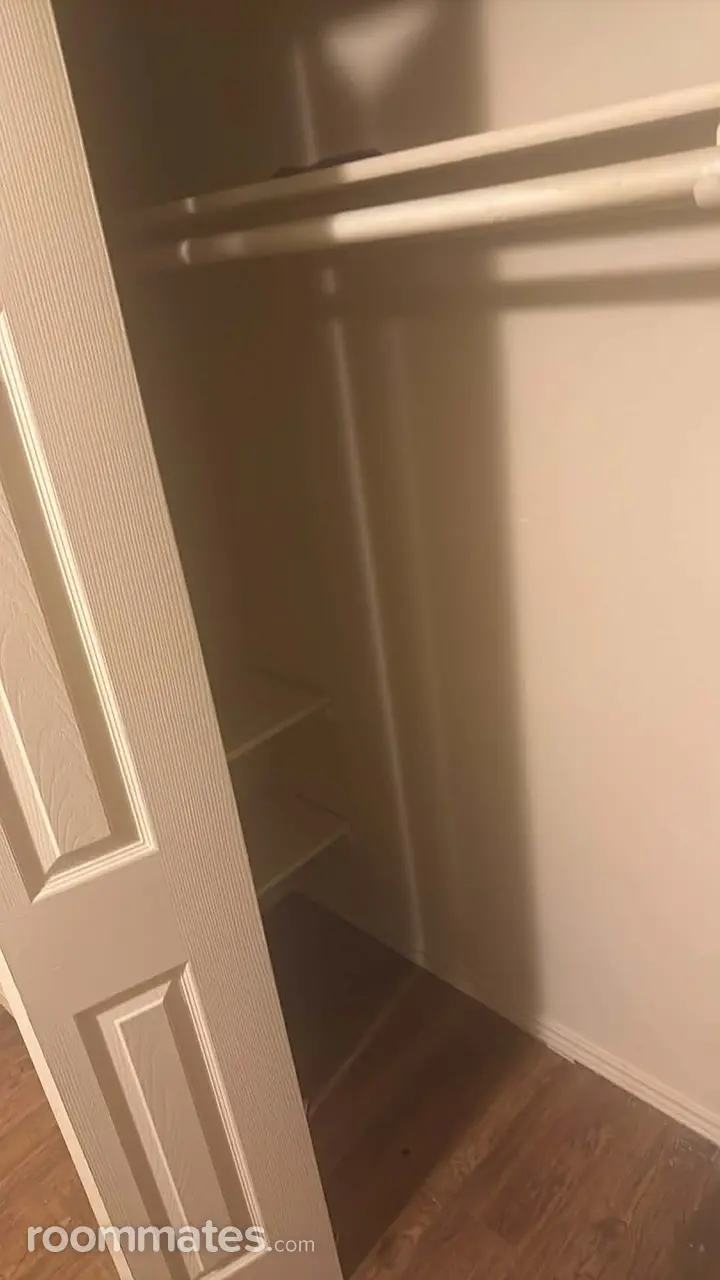 Profile photo 3 of 12