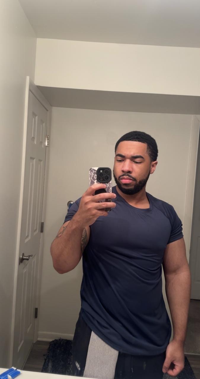 Profile photo 7 of 7