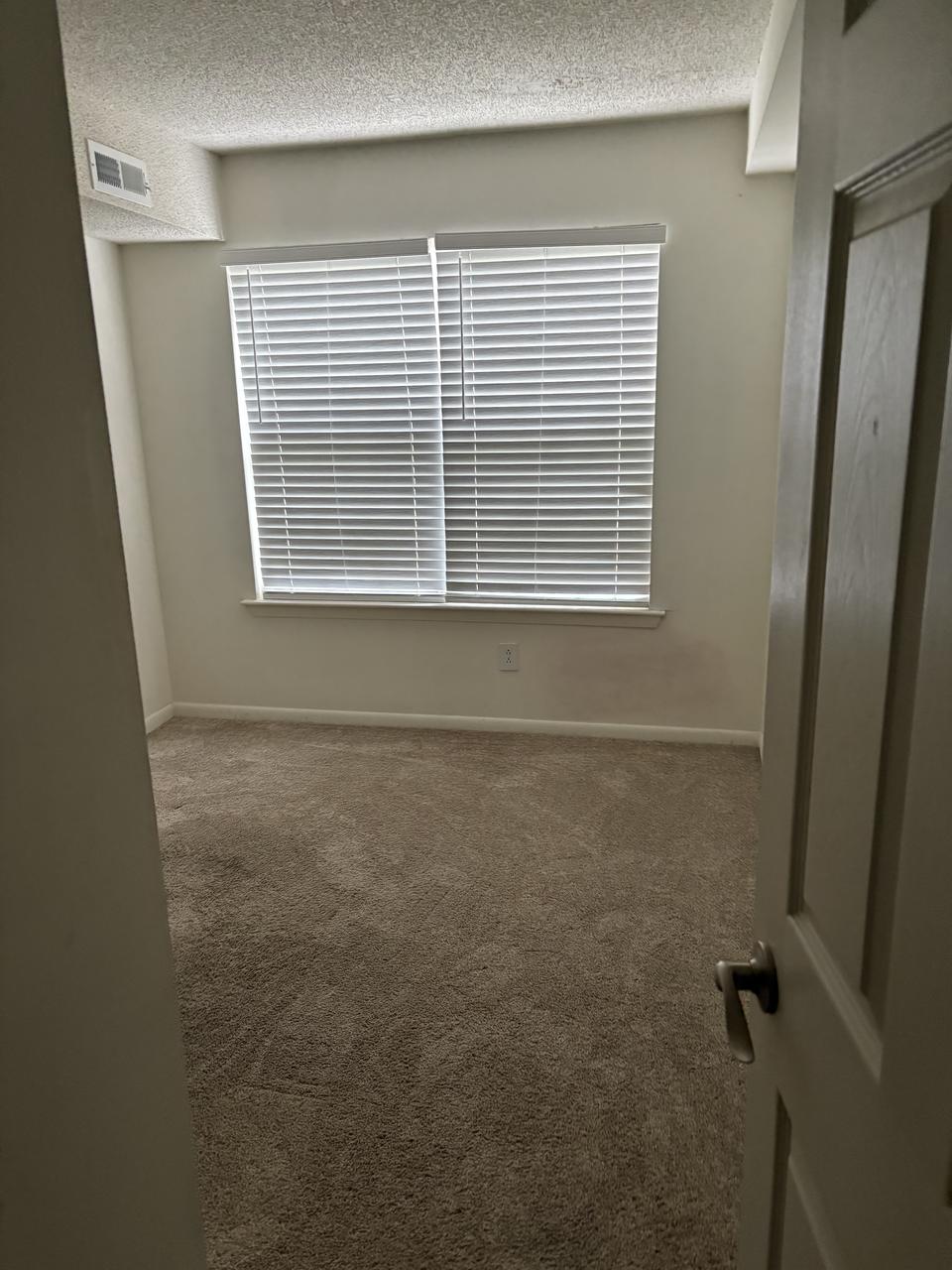 Profile photo 3 of 7