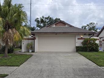 Room for rent in Tampa, FL $1200, house