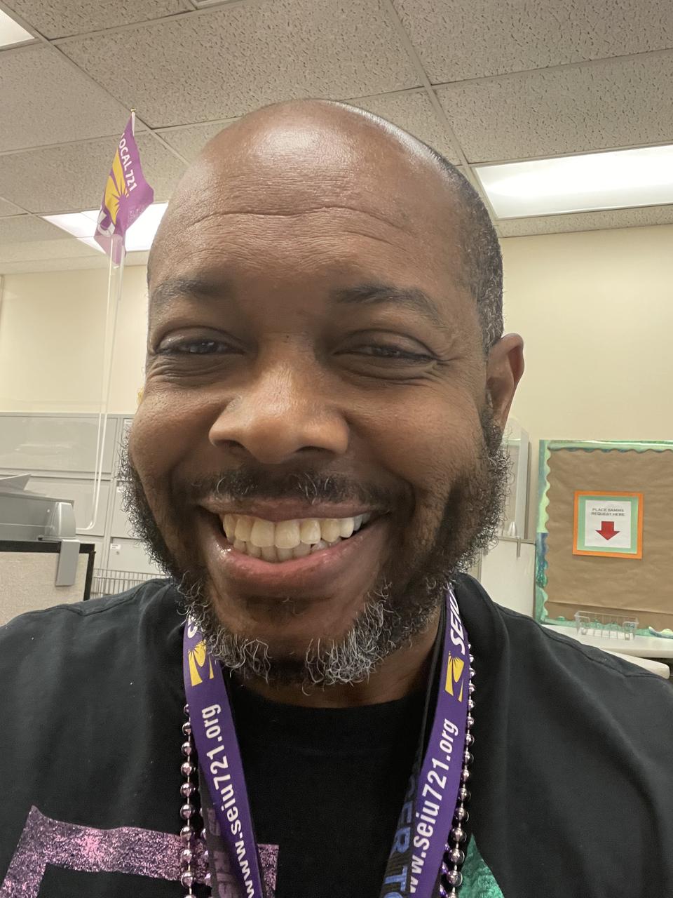 Profile photo 6 of 6