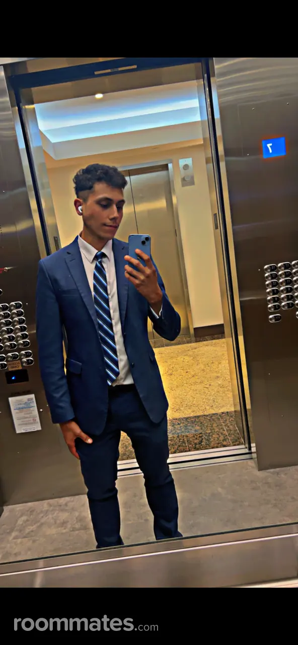 Profile photo 5 of 5