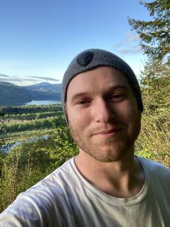 Roommate looking Portland, OR, $1000