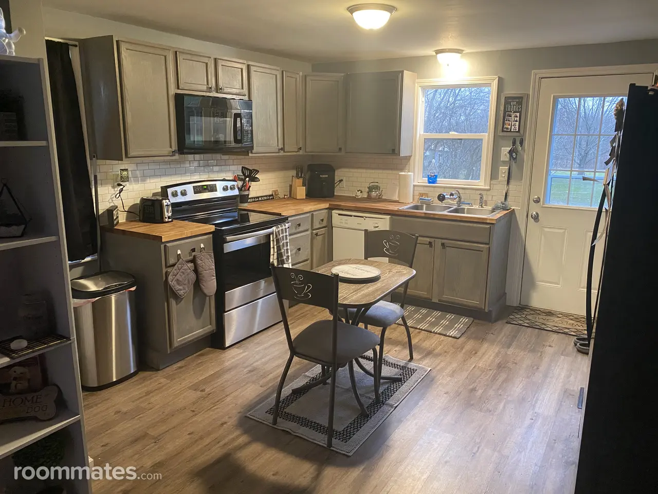 Profile photo 1 of 15