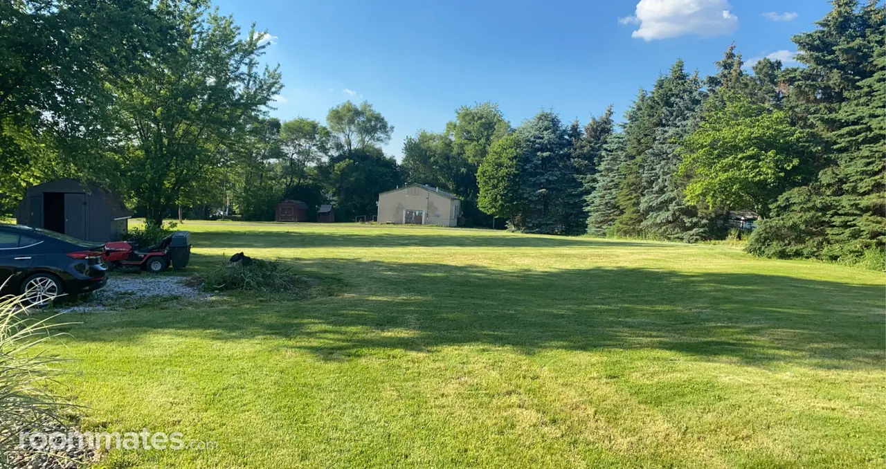 Profile photo 7 of 15