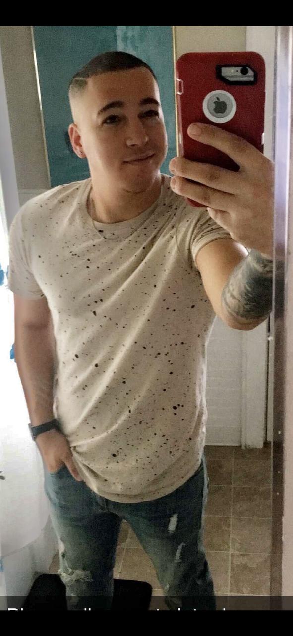 Profile photo 14 of 15