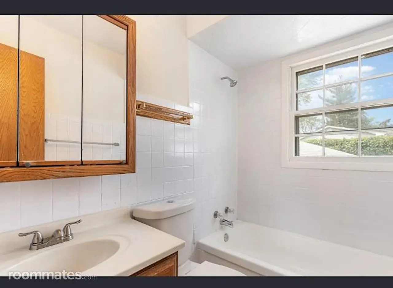 Profile photo 2 of 5