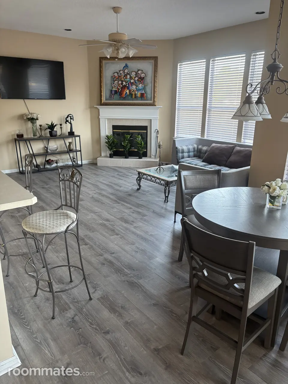 Profile photo 8 of 9