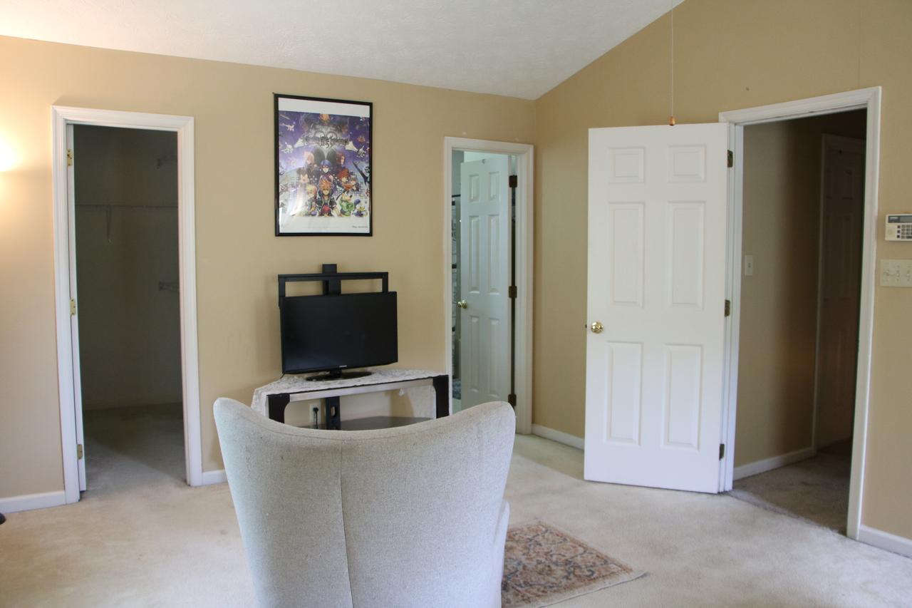 Profile photo 5 of 17