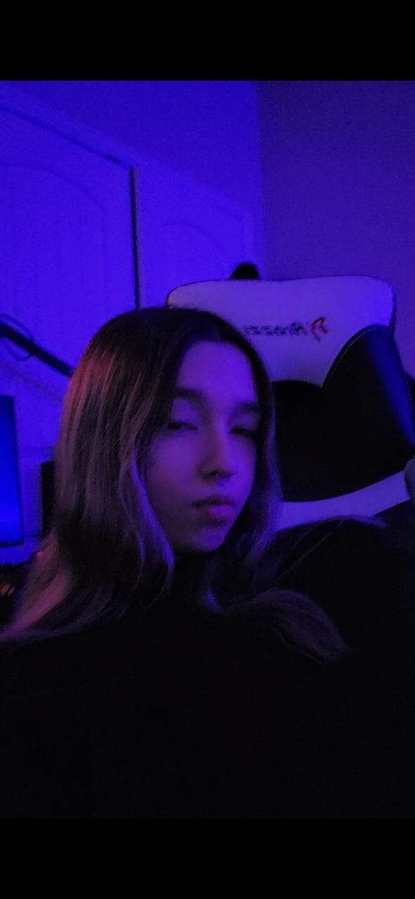 Profile photo 3 of 10