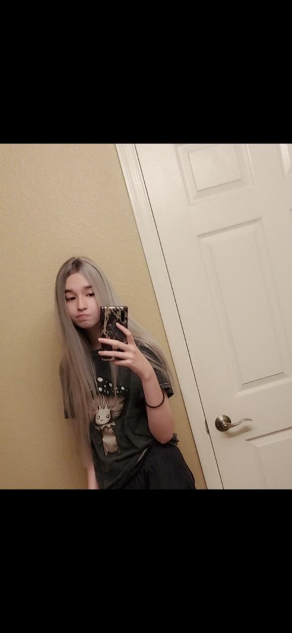 Profile photo 7 of 10