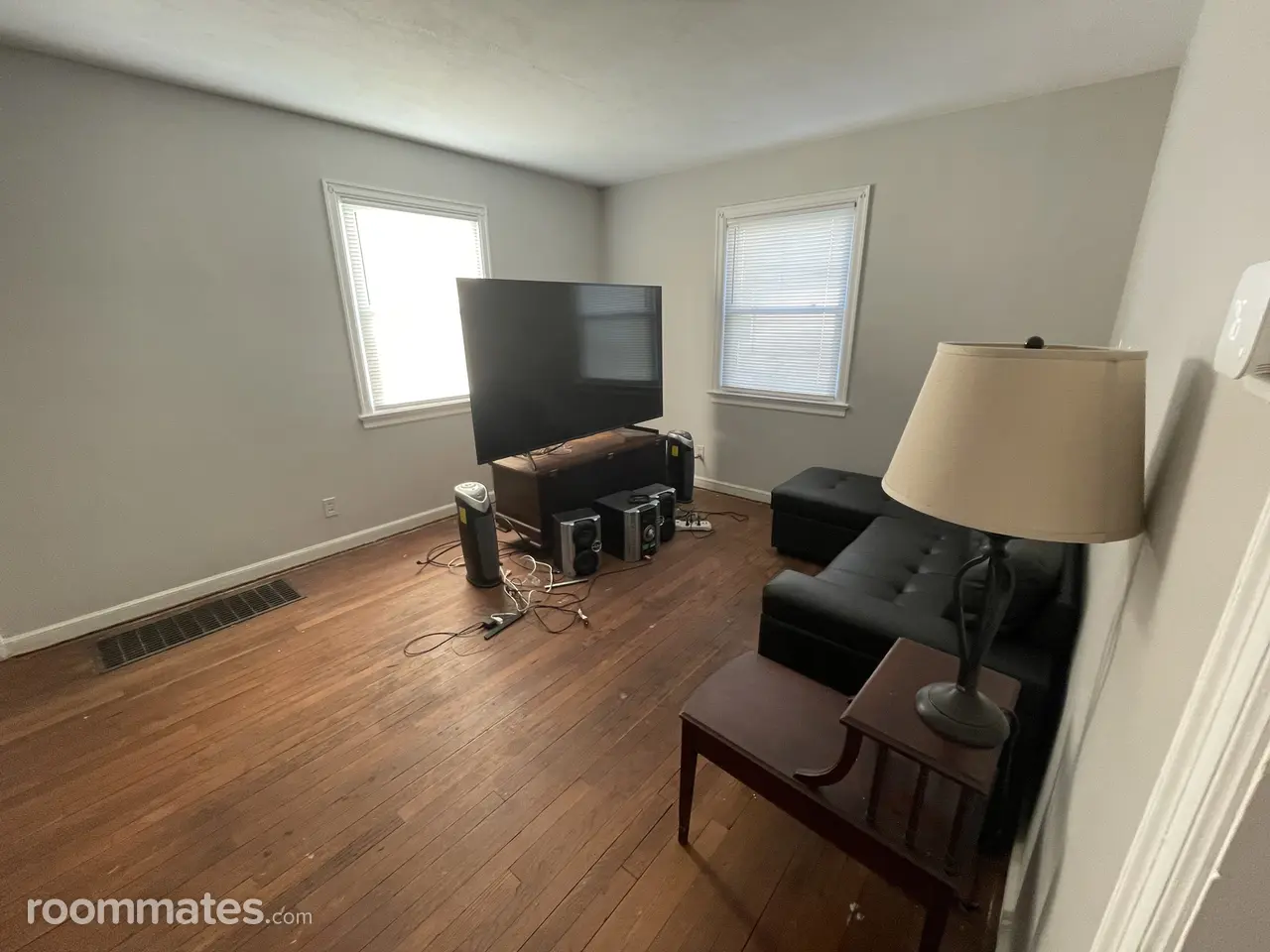 Profile photo 1 of 11