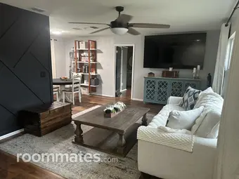 Room for rent in Orlando, FL $750, house