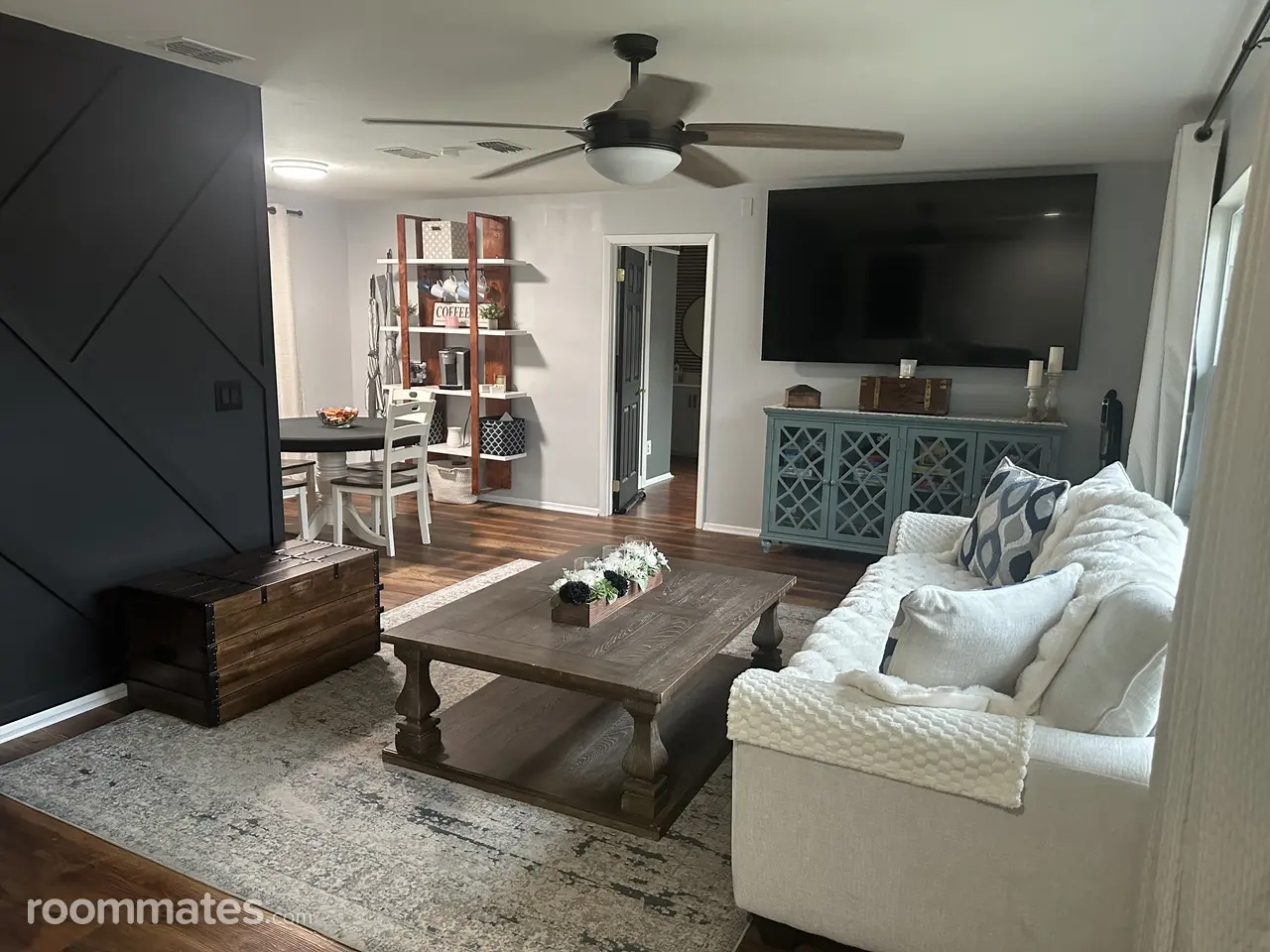 Profile photo 2 of 6