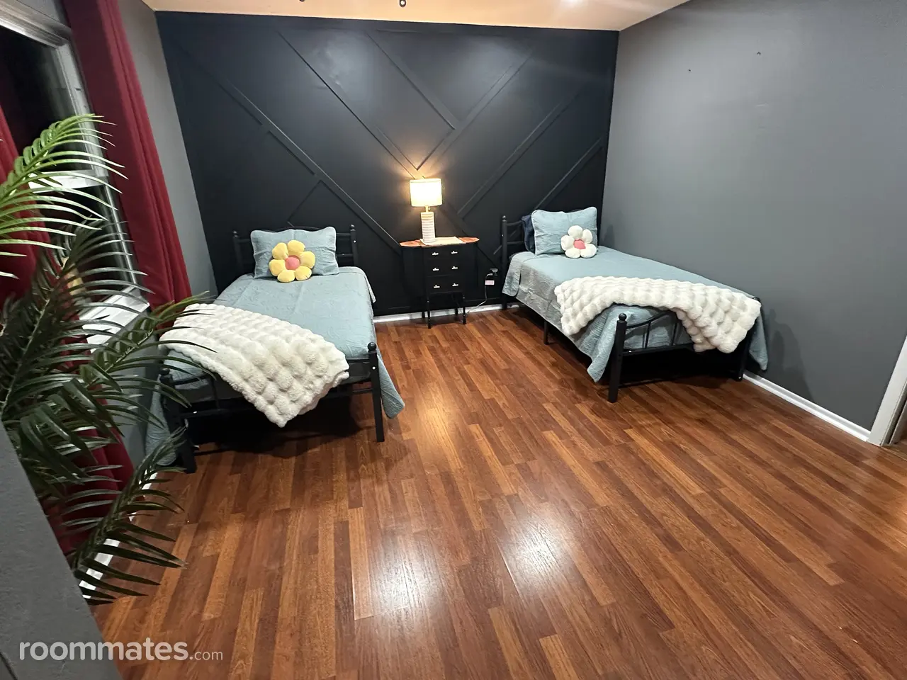 Profile photo 2 of 7